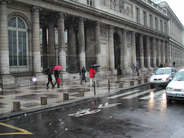 Universite Rene Descartes with snow